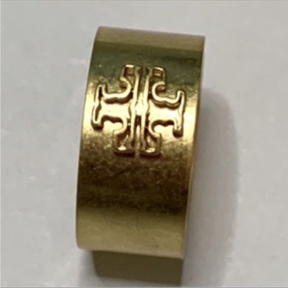 Tory Burch Britten style wide Ring - Picture 3 of 7